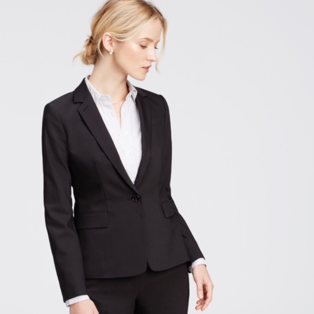 NWOT Ann Taylor Black One Button Blazer Jacket